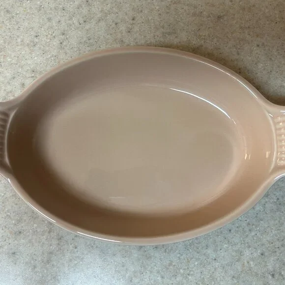 Le Creuset oval gratin in Cerise - Picture 3 of 3